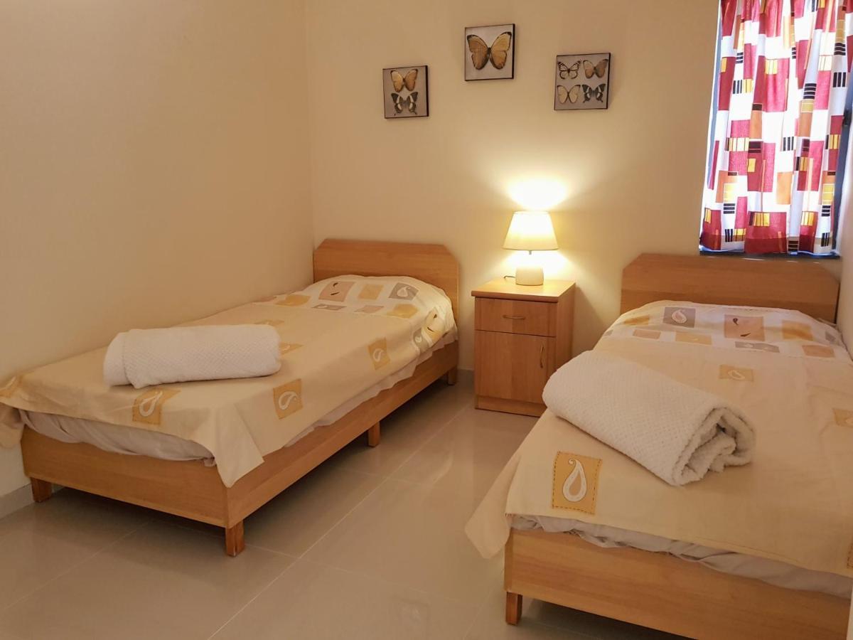 Charming Apartment-Wifi-Sleeps 5 Marsaskala Eksteriør bilde