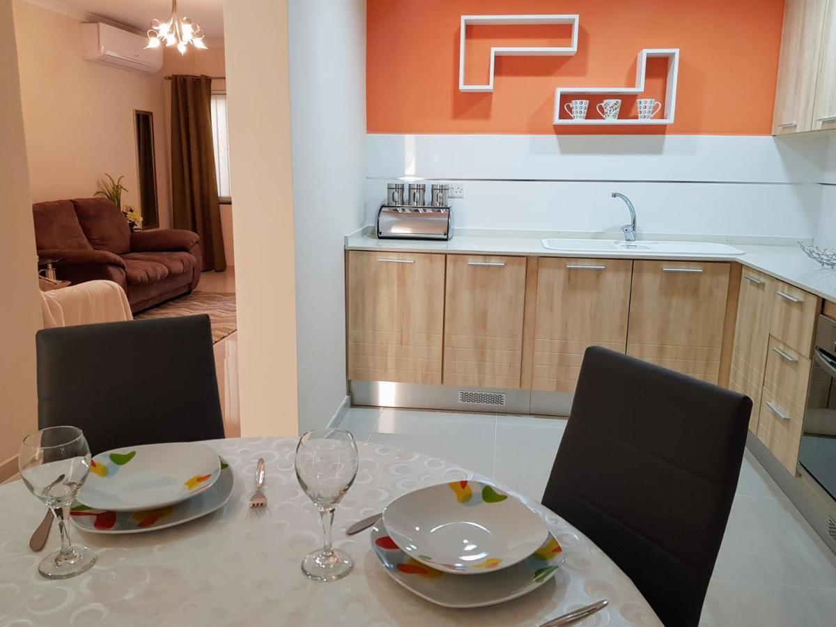 Charming Apartment-Wifi-Sleeps 5 Marsaskala Eksteriør bilde