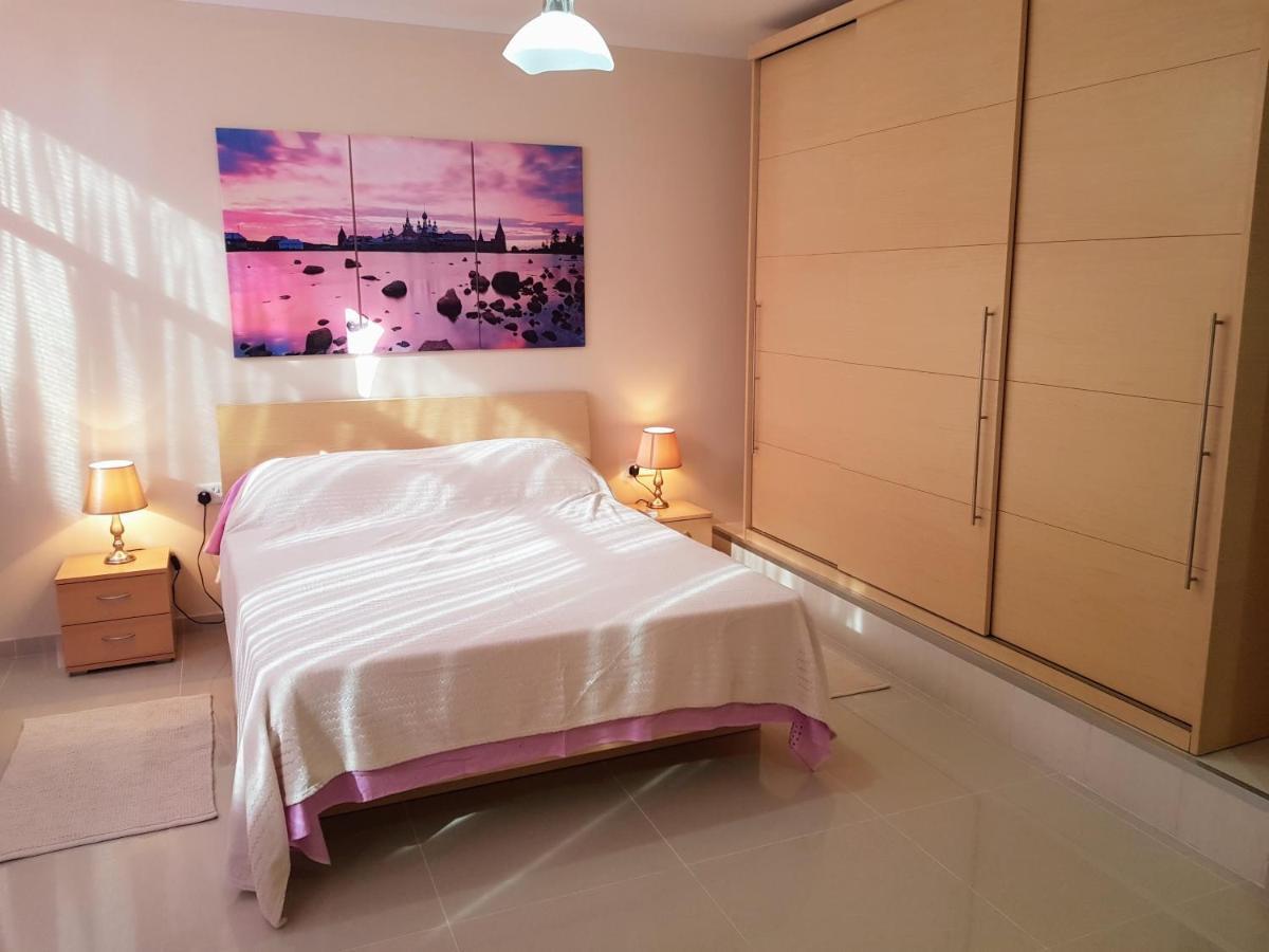 Charming Apartment-Wifi-Sleeps 5 Marsaskala Eksteriør bilde