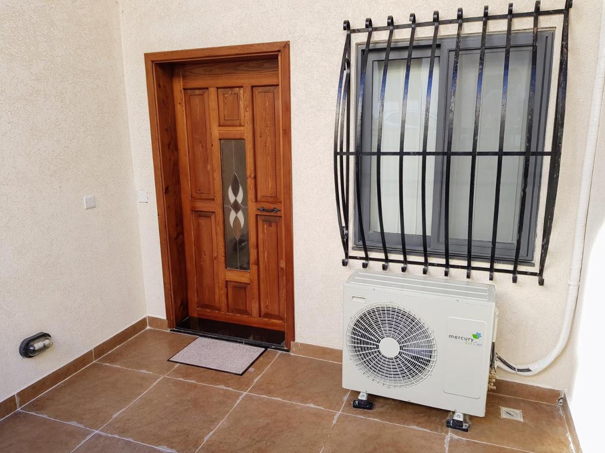 Charming Apartment-Wifi-Sleeps 5 Marsaskala Eksteriør bilde